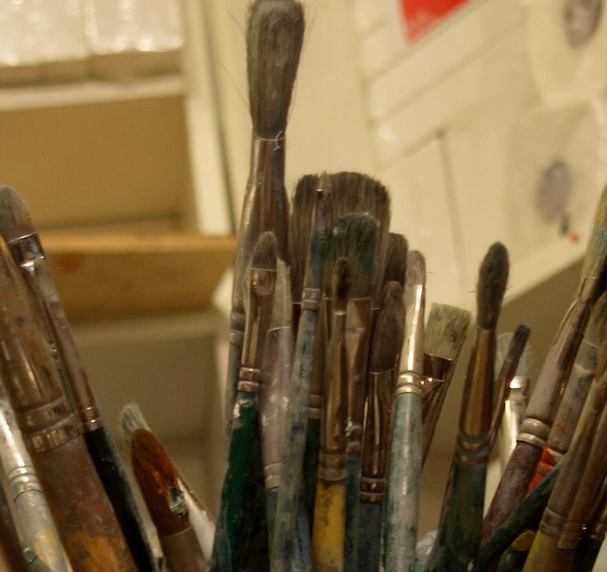 Christie image of brushes